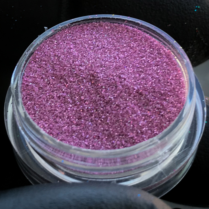 Magenta 007_